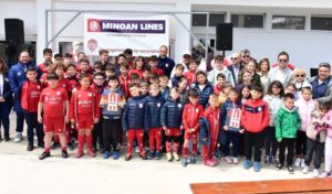 Minoan Lines donates sports equipment to local Milos club