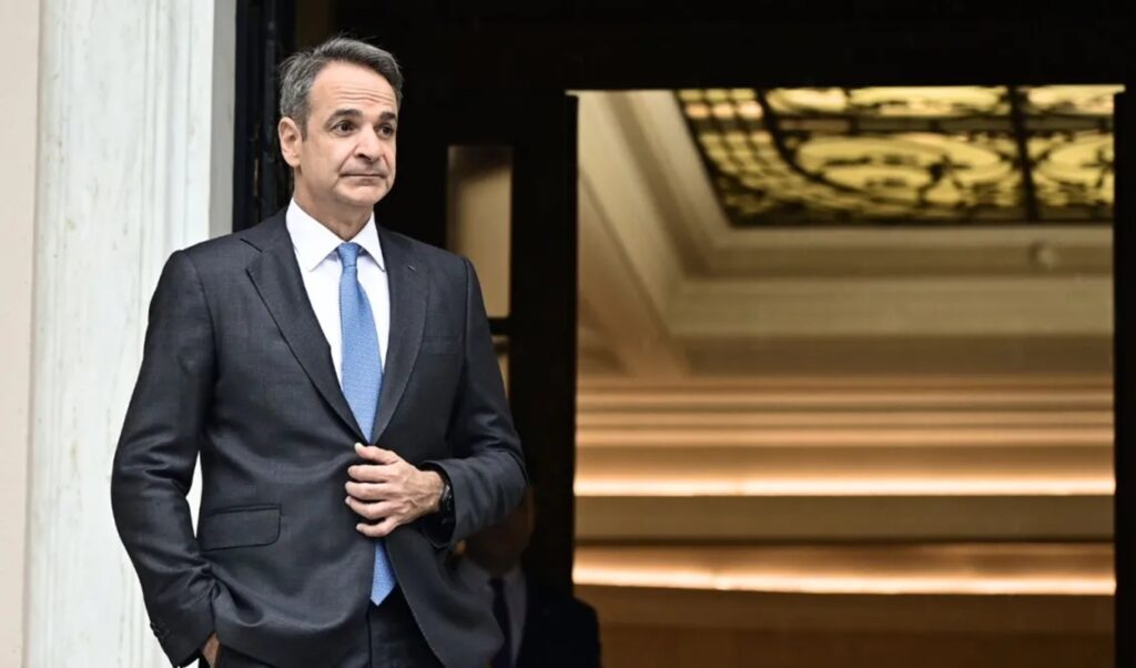 Kyriakos Mitsotakis: End to fine print and illegal loan practices