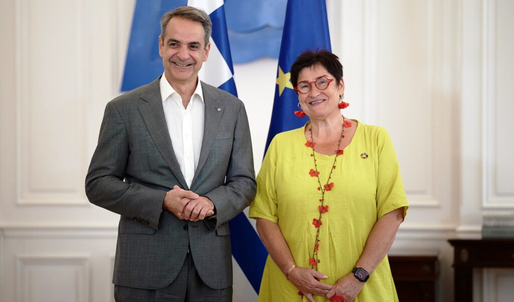 Mitsotakis meets Petra Bayr: Artificial intelligence, Western Balkans and democratic institutions in focus