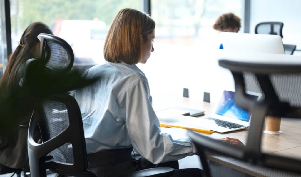 New bill tackles wage inequality between men and women workers