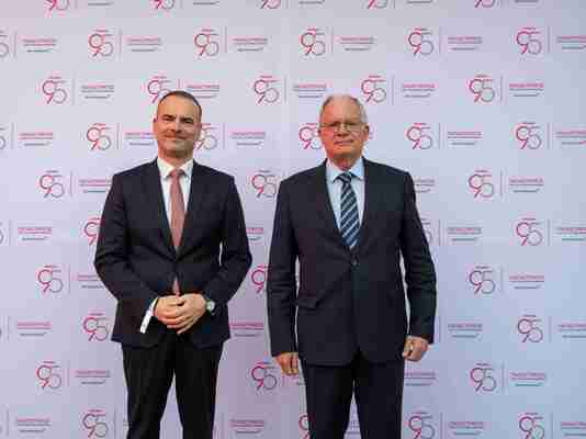 Papastratos: 95 years of continuous presence in Greece