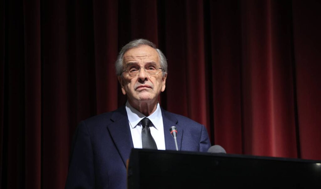 Samaras criticizes government over Patriot withdrawal