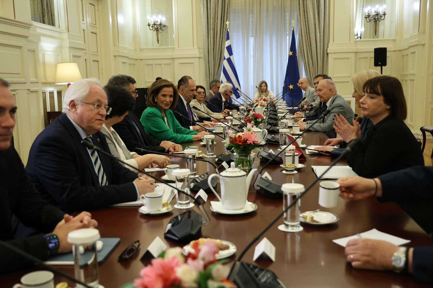 simvoulio-exoterikis-politikis__8_