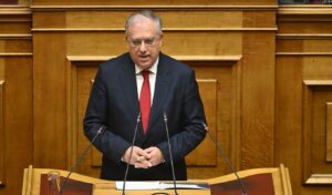 Greek Development Minister meets supermarket union president