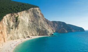 Lefkada: Sea washes up body of 67-year-old man at Porto Katsiki