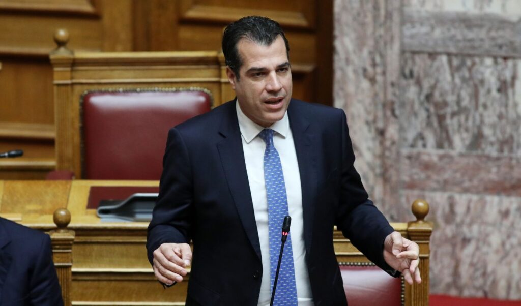 Greek minister orders residency permit revocation for foreigners charged in Symi and Kifisia attacks