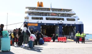 Whitsun holiday exodus: Greek islands bound as ferries depart 90% full