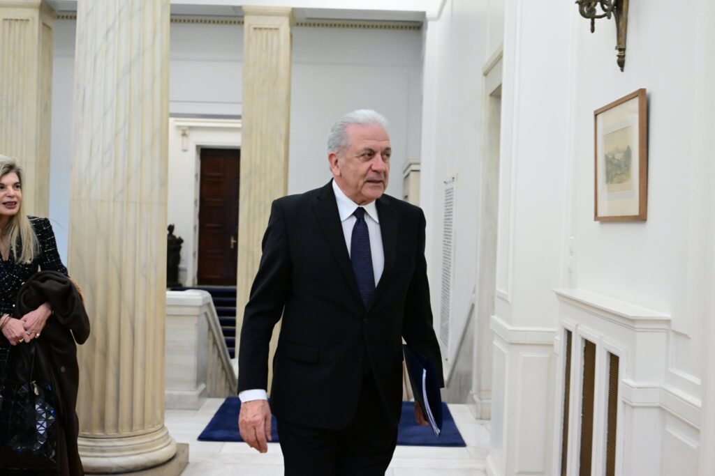 Qatargate: Arrest warrant issued for Dimitris Avramopoulos