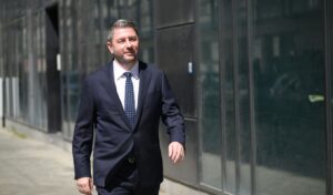 Androulakis urges Mitsotakis to secure EU Council condemnation of Turkey