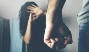 Shocking case in Oropos: Man abused wife, posted videos online