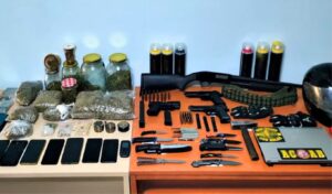 Thessaloniki crime ring busted: Guns, knives & drugs at sports venues