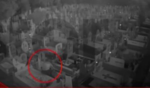 21-year-old caught stealing cemetery candles in Greece