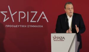 SYRIZA Political Secretariat and Central Committee in chaos: Famellos’ four scenarios and fear of new split