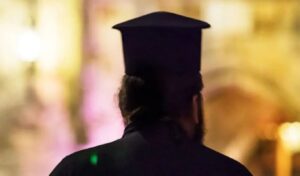 Shock in Athens: Man claiming to be cleric arrested for exposing himself