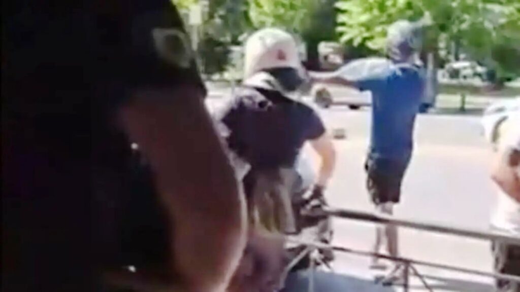 Menidi shooting verdict sparks chaos outside Athens courthouse