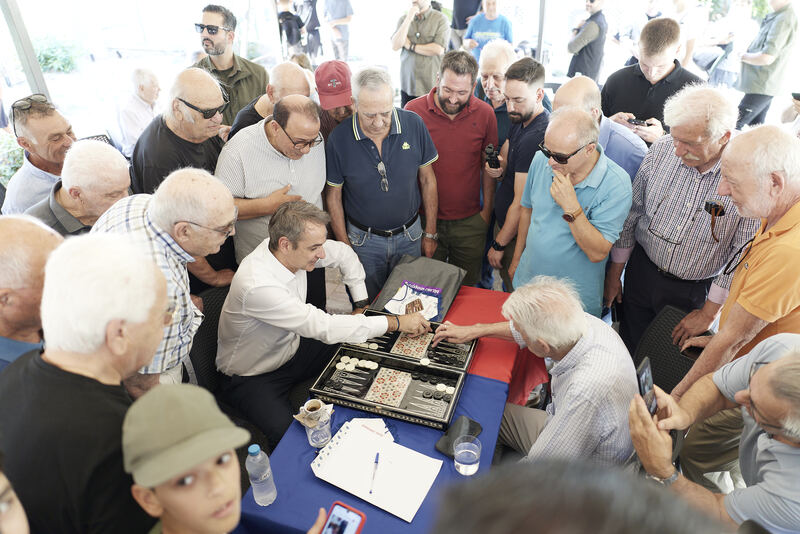 mitsotakis-nea-smirni-episkepsi__13_1
