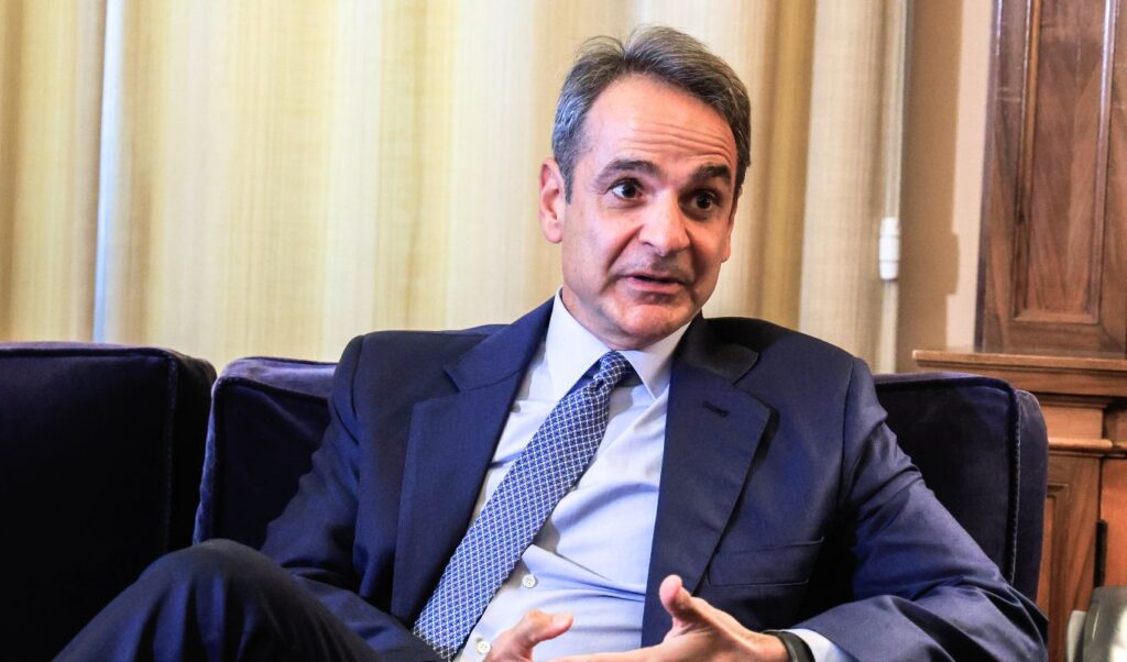Kyriakos Mitsotakis congratulates Narendra Modi on becoming India’s longest-serving elected PM