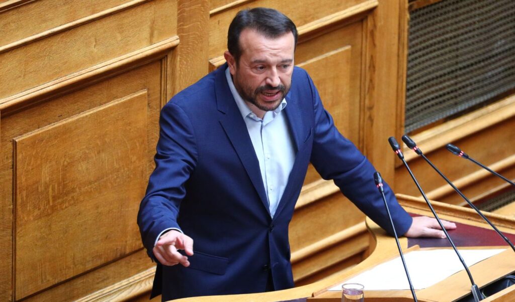 Nikos Pappas questions Sokratis Famellos’ leadership of SYRIZA