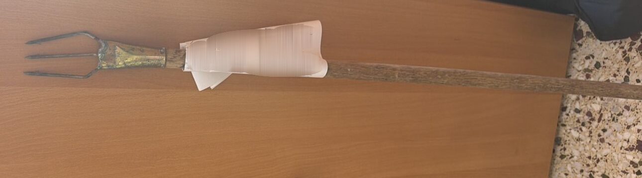 77-year-old man attacks with trident over parking space in Piraeus