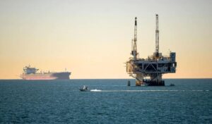 Oil prices fall to $76 Brent, $72 WTI amid US-Iran talks progress