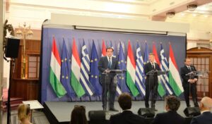 Pierrakakis meets Hungary’s PM and Finance Minister: “A wind of change is blowing”