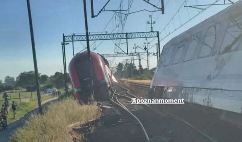 Train collision in Poland: Reports of injuries near Białośliwie