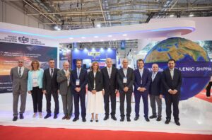 Greek shipping faces unfair targeting amid decarbonization push