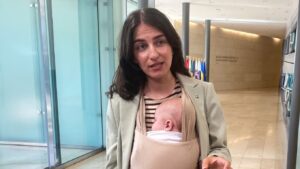 Swedish minister brings baby to EU meeting in historic first