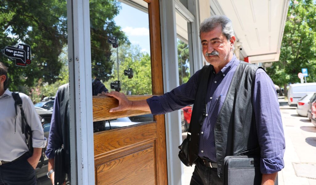 SYRIZA in crisis: Polakis slams Famellos over “strategic dead end”
