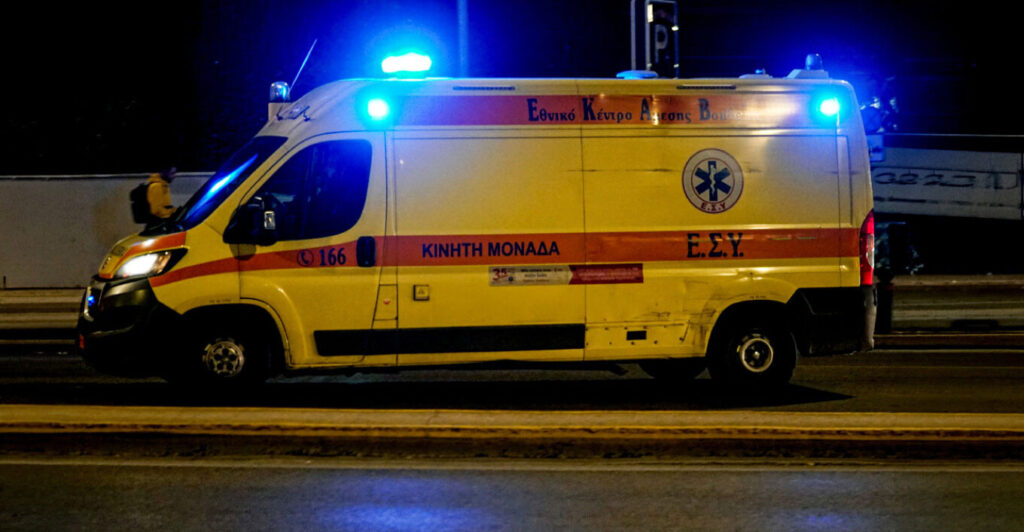 Deadly road toll: Two killed and 3-year-old girl fights for life