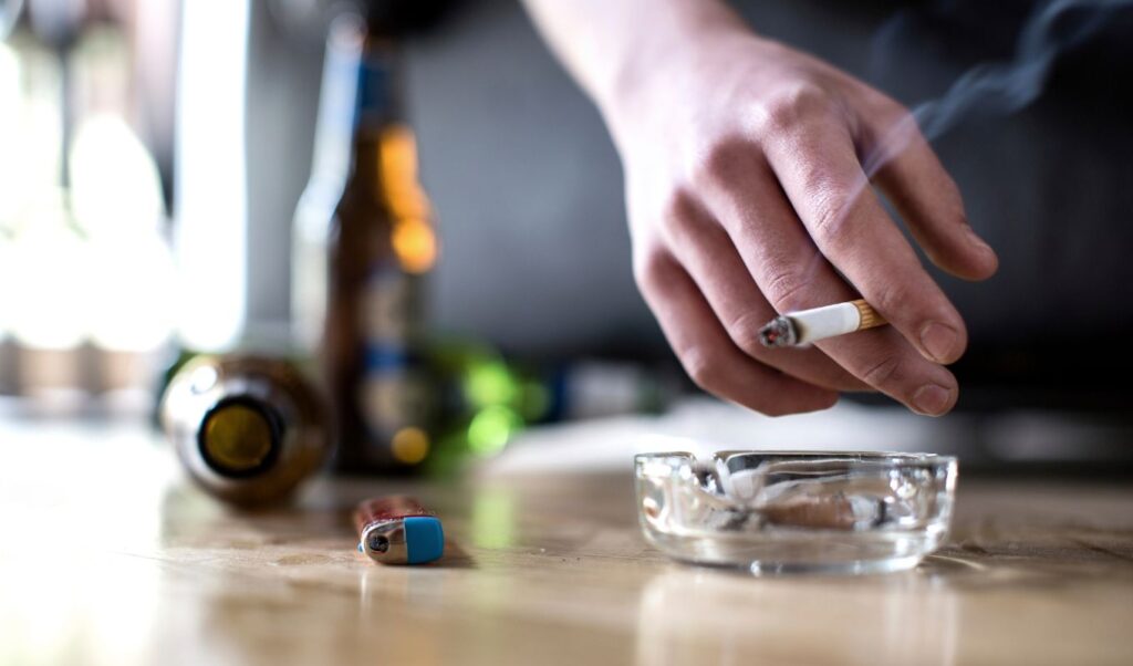 Greece leads EU in cutting illegal cigarette consumption in 2025