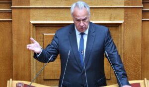 Voridis: “No one supports sinking migrant boats, we have 50% reduction in flows”
