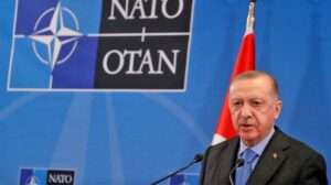 Erdoğan Slams Mitsotakis Over F-35 Remarks, Invites Greek PM to Resolve Aegean Disputes