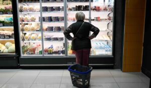 Inflation Eroding Greek GDP: 1.8% Growth at Risk in 2026
