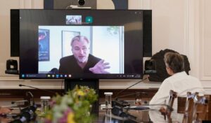 Mitsotakis calls Christopher Nolan to discuss “The Odyssey” and ancient Greek culture