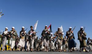 Reuters: Houthis on standby to close Red Sea on Iran’s signal