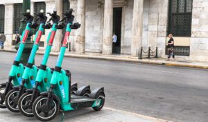 Electric scooters: New regulations ban riders under 17