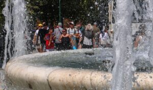 Greece Heatwave Alert: Temperatures Hit 40°C+ With Health Ministry Emergency Guidelines