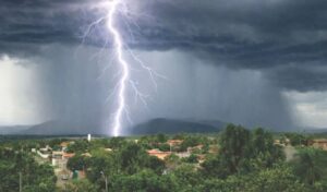 Greece issues red alert for 11 regions amid severe storm warning Friday