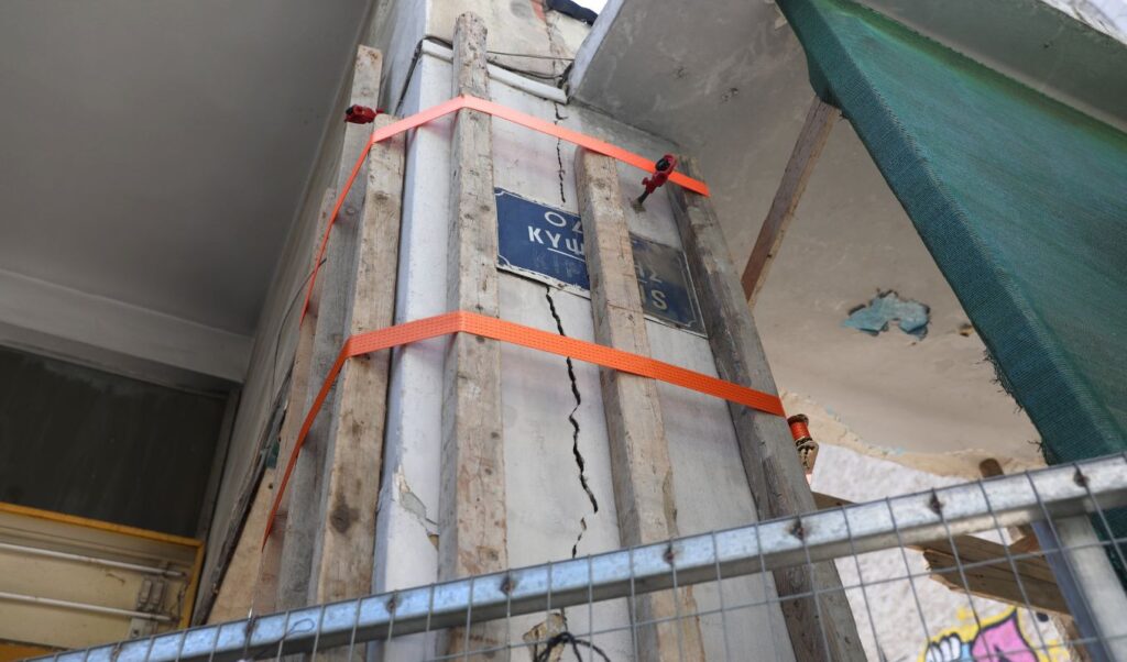Kypseli residents: “Cracks appeared the moment the tunnel boring machine passed”