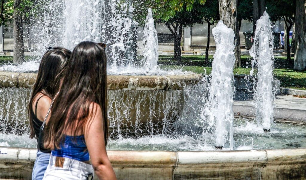 Greece heatwave peaks at 43.5°C before Thursday relief
