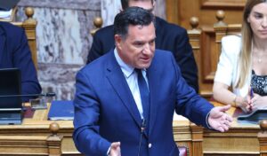 Adonis Georgiadis’ hi-tech glasses spark heated parliamentary clash