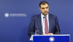 Marinakis on Samaras coalition and Mitsotakis veto: “The people choose the prime minister”
