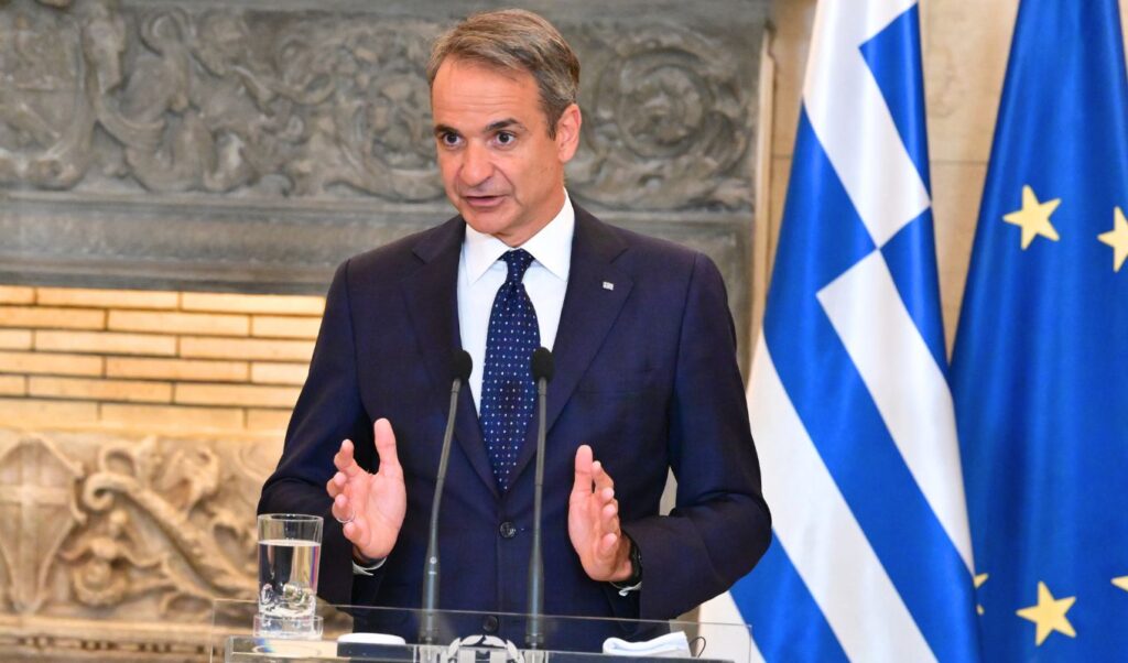 Mitsotakis Plans Next Four Years Backed by 30% Poll Lead: €23bn National Development Program 2026-2030