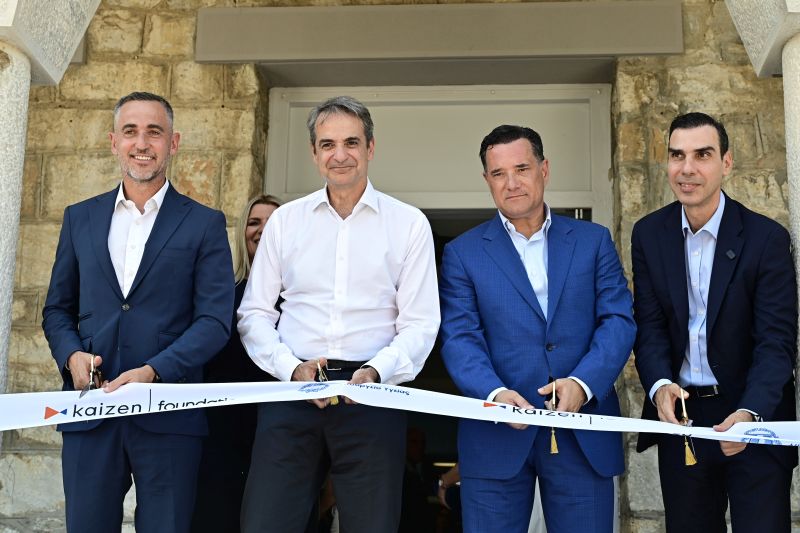 mitsotakis-episkepsi-paidon-pentelis__10_