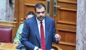 Pavlos Marinakis marks 34 years since the assassination of Thanos Axarlian