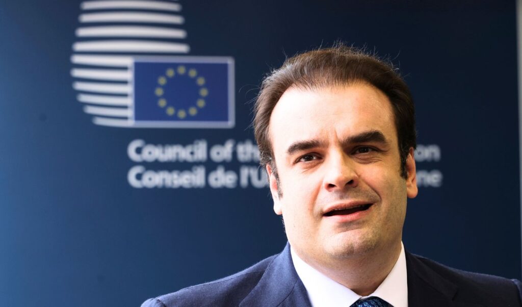 Pierrakakis calls for unified EU 6G spectrum auction to end telecom fragmentation