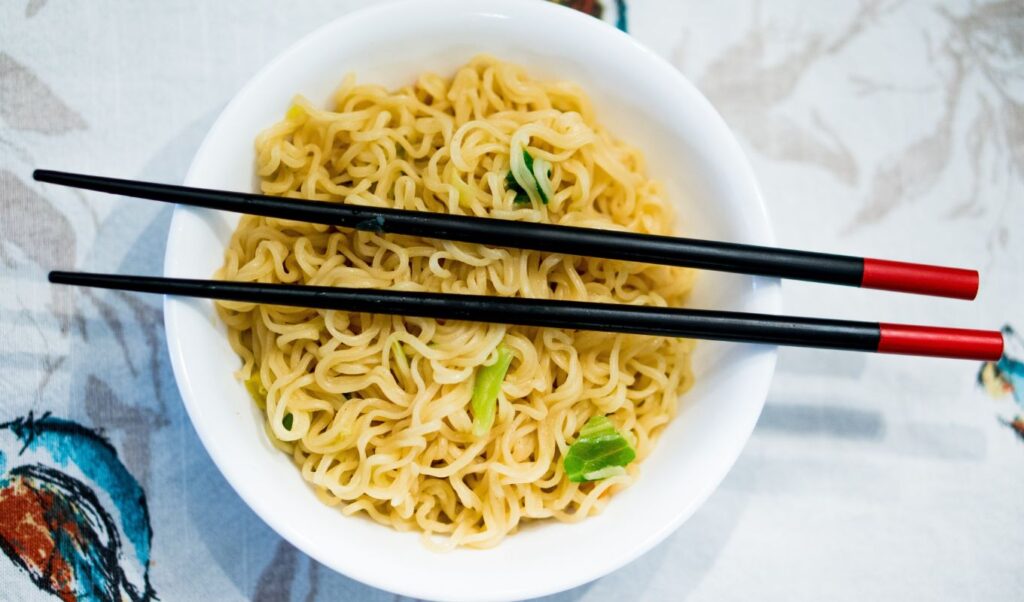 Salmonella Outbreak in EU: Flavored Noodles Linked to 106 Cases Across 13 Countries