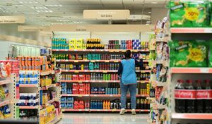 Greek supermarket sales hit €5.7B in H1 2026: NielsenIQ report