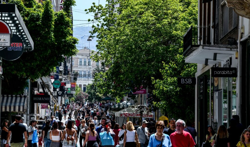 Greece’s 3 Key Economic Bets for September: Price Cuts, Thessaloniki Fair Package & Recovery Fund